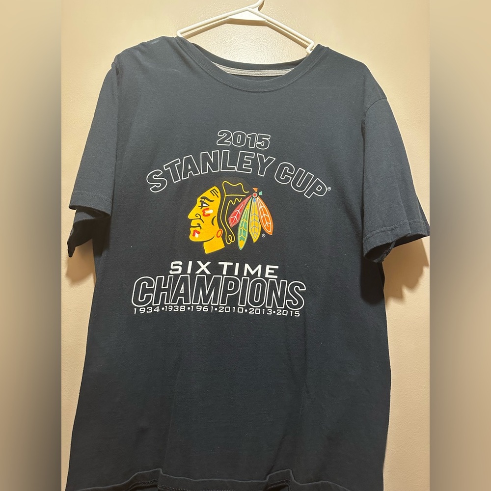Chicago Blackhawks NHL Black t shirt men size large 2015 Stanley Cup Champions